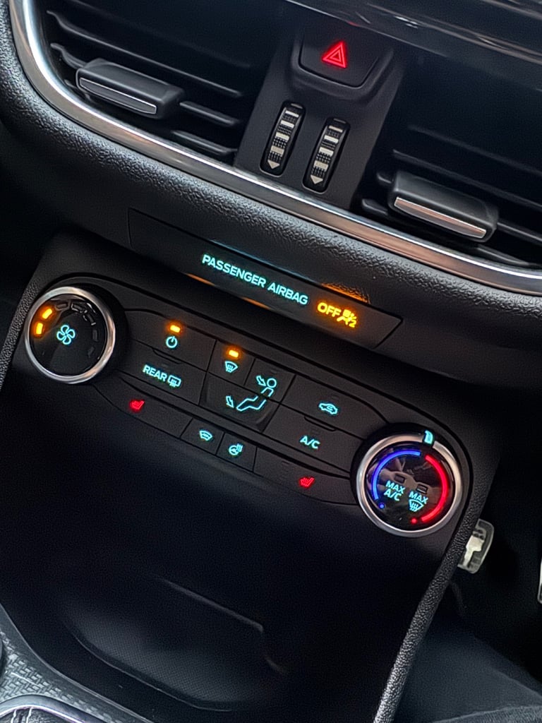 Ford, FIESTA, Hatchback, 2018, Manual, 998 (cc), 3 doors