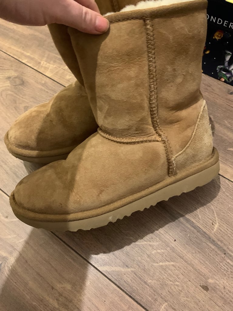 image for Ugg Boots BRAND NEW size 3