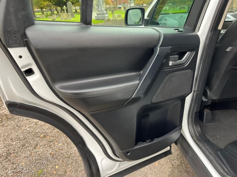 2012 Land Rover Freelander 2 2.2 TD4 XS CommandShift 4WD Euro 5 5dr ESTATE Diesel Automatic