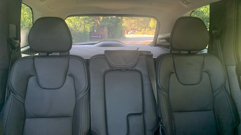 2025 Volvo XC90 Ultra, T8 AWD Plug-in hybrid, Electric/Petrol, Dark, 7 Seats Estate Petrol Parall...