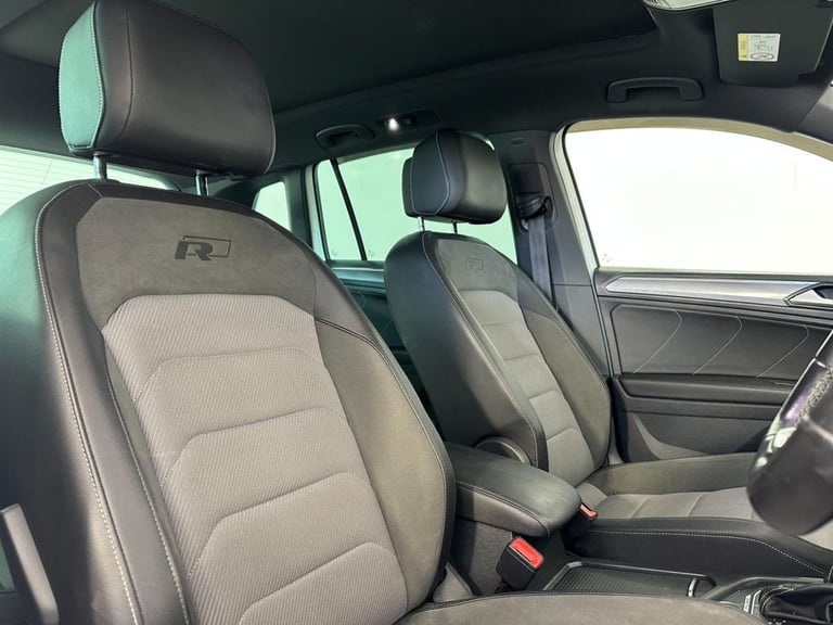 2017 Volkswagen Tiguan 2.0 TDI R-Line SUV 5dr Diesel DSG 4Motion Euro 6 (s/s) (150 ps) ESTATE Die...