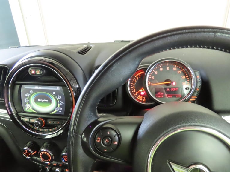 2017 MINI Countryman 1.5 Cooper Euro 6 (s/s) 5dr HATCHBACK Petrol Manual