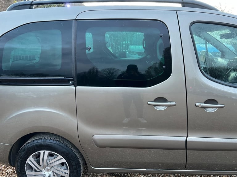 2017 Citroen Berlingo 1.6 BlueHDi Flair Multispace MPV ETG6 Euro 6 (s/s) 5dr MPV Diesel Automatic