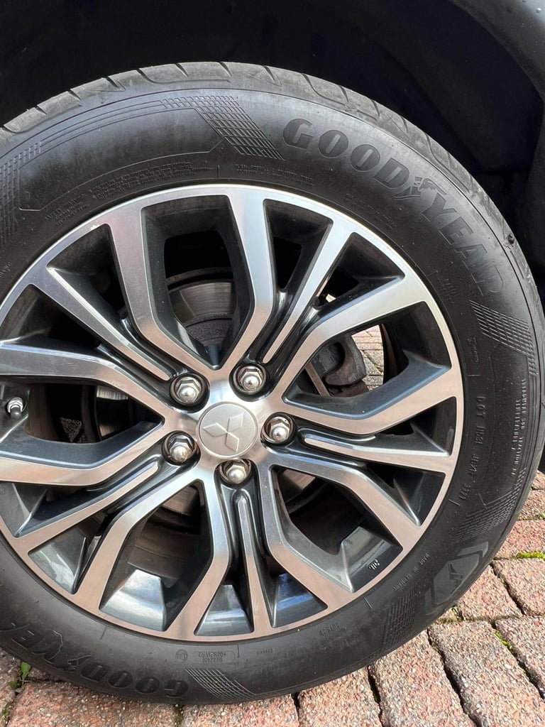 Mitsubishi Outlander 2016 (16) - 2.2 DI-D GX3 5dr Diesel Auto 4WD(Euro 6)*7 SEAT*