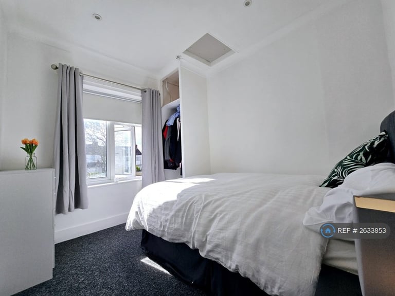 1 bedroom in St. Johns Road, Gillingham, ME7 (#2633853)