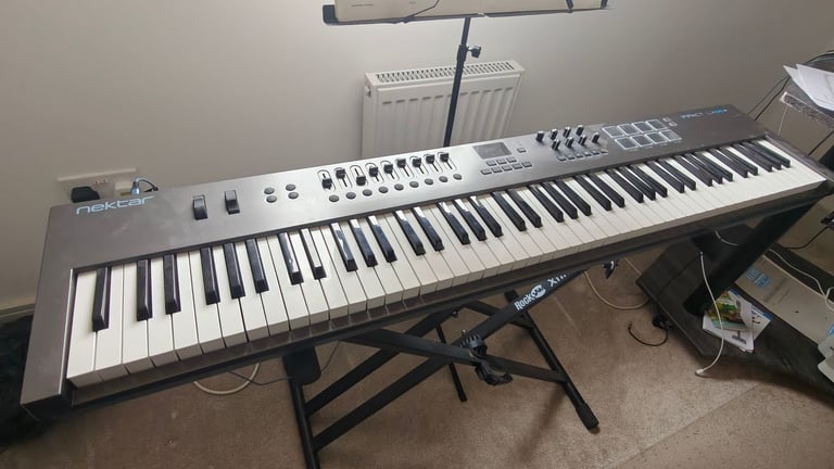 Nektar LX88+ Impact MIDI keyboard & stand