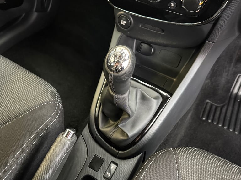 2014 Renault Clio 1.2 16V Dynamique MediaNav 5dr HATCHBACK Petrol Manual