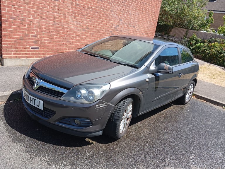 Vauxhall, ASTRA, Hatchback, 2010 .Manual, 1598 (cc), 3 doors . Spares or Repairs. 