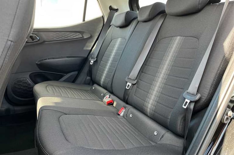 2025 Hyundai i10 1.2 Advance Hatchback 5dr Petrol Auto Euro 6 (s/s) (79 ps) Hatchback Petrol Auto...