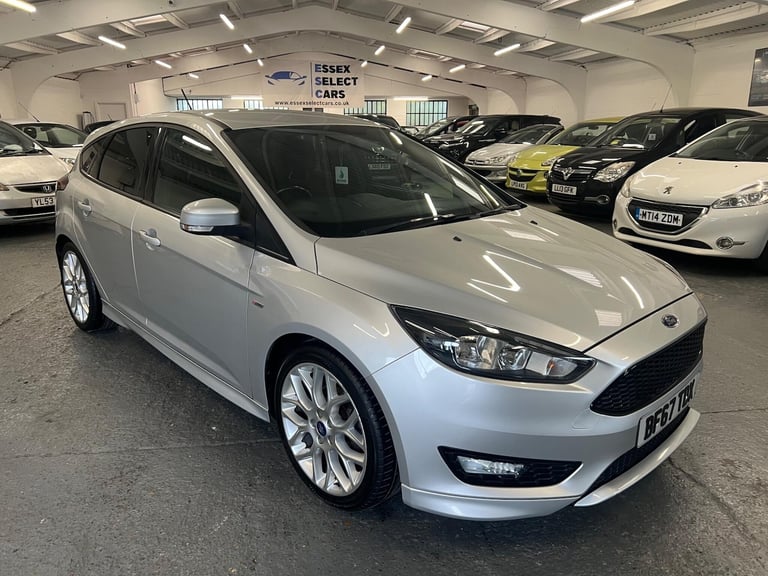 image for 2017 Ford Focus 1.0T EcoBoost ST-Line Euro 6 (s/s) 5dr HATCHBACK Petrol Manual