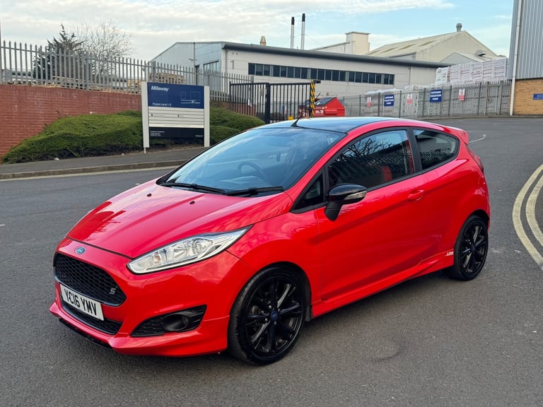 2016 Ford Fiesta 1.0 EcoBoost 140 Zetec S Red 3dr HATCHBACK Petrol Manual