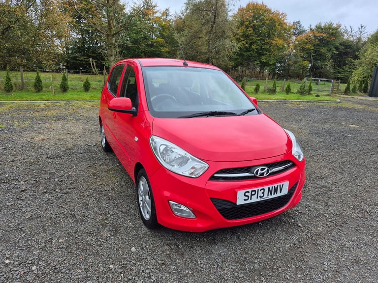 image for Stunning Hyundai i10 2013, 1.2 Active, 5dr, 2 Former Keepers, 12 Months MOT, £20 Annual Road Tax!