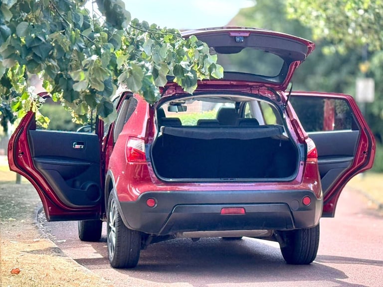 2013 Nissan Qashqai 1.6 Qashqai 360 CVT 5dr SUV Petrol Automatic