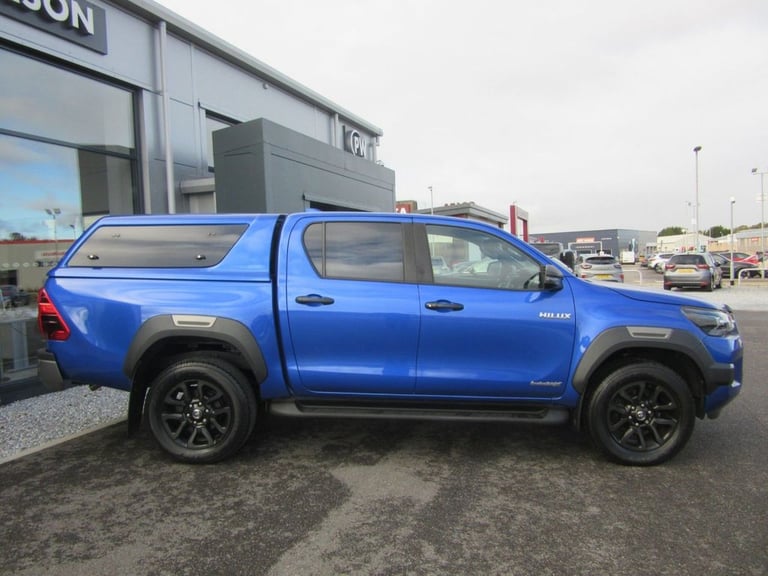 2022 Toyota Hilux 2.8 D-4D Invincible X Pickup Double Cab 4dr Diesel Manual 4WD Euro 6 (s/s)  PIC...