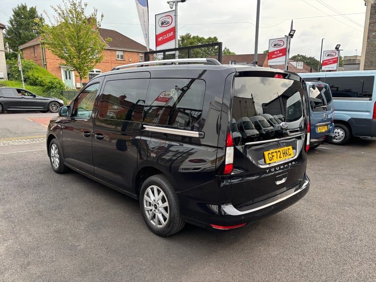 2022 Ford Tourneo Connect 2.0 EcoBlue Titanium 5dr [7 seat] MPV Diesel Manual