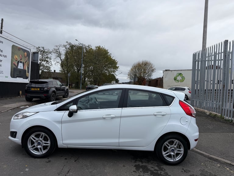 2014 Ford Fiesta 1.5 TDCi Zetec 5dr HATCHBACK Diesel Manual