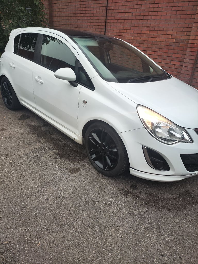 (NEW MOT) VAUXHALL Corsa Limited Edition SXI (5 door Rare)