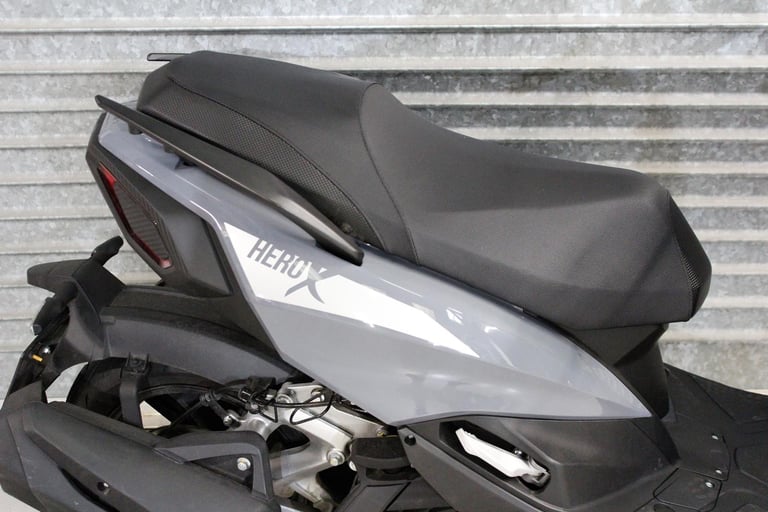 2023 23 SINNIS LH 125 T-22 HERO X GREY LEARNER LEGAL SCOOTER 540 MILES TRADESALE