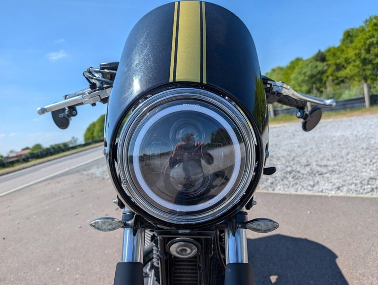 2016 TRIUMPH THRUXTON