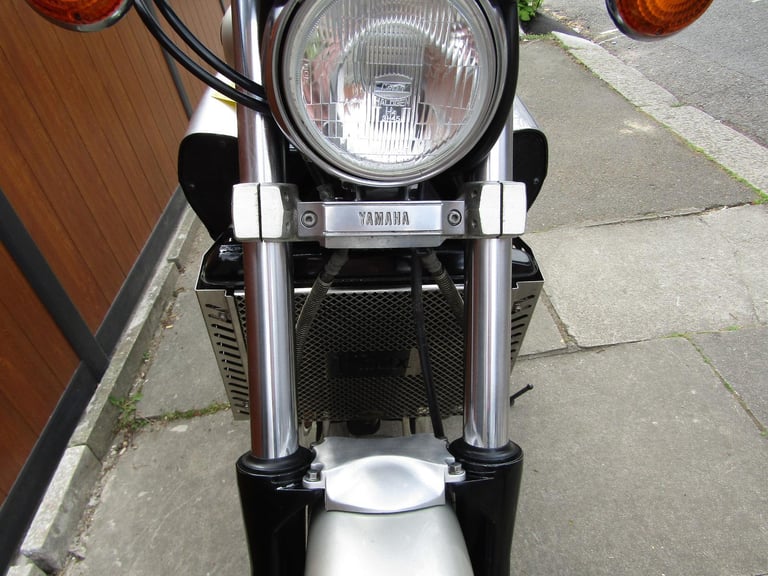YAMAHA VMAX 1200 * OLD SCHOOL GEM * 10600 MILES FROM NEW * ALL OLD MOT'S *1998 