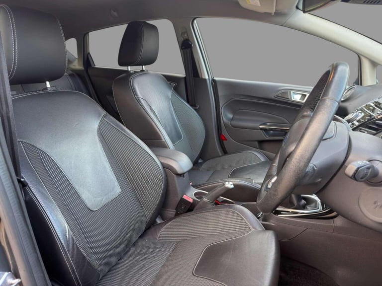 2016 Ford Fiesta 1.0 Fiesta Titanium X 5dr HATCHBACK Petrol Manual