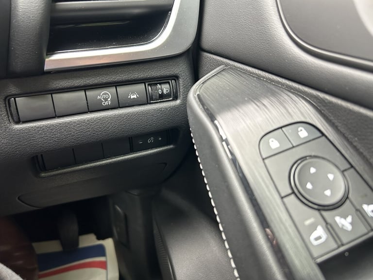 2022 Nissan Qashqai 1.3 DIG-T N-CONNECTA XTRONIC 5DR Hatchback PETROL Manual