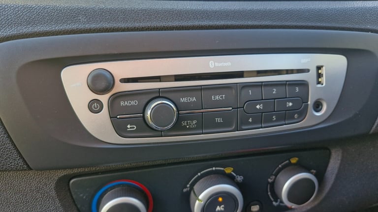 2013 Renault Scenic 1.5 dCi Dynamique TomTom 5dr MPV Diesel Manual