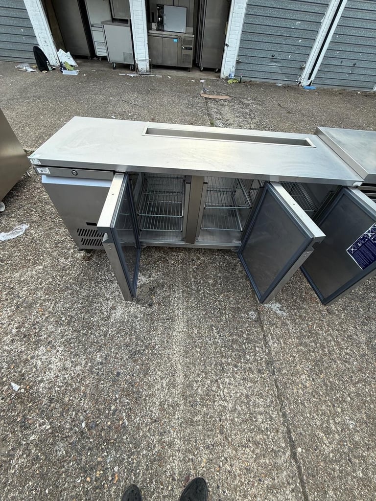 Commercial bench fridge counter fridge pizza fridge cafe shop restaurant 