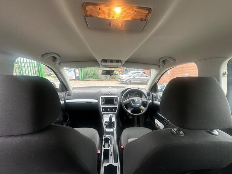 2011 Skoda Octavia 1.6 MPI SE Euro 5 5dr ESTATE Petrol Manual