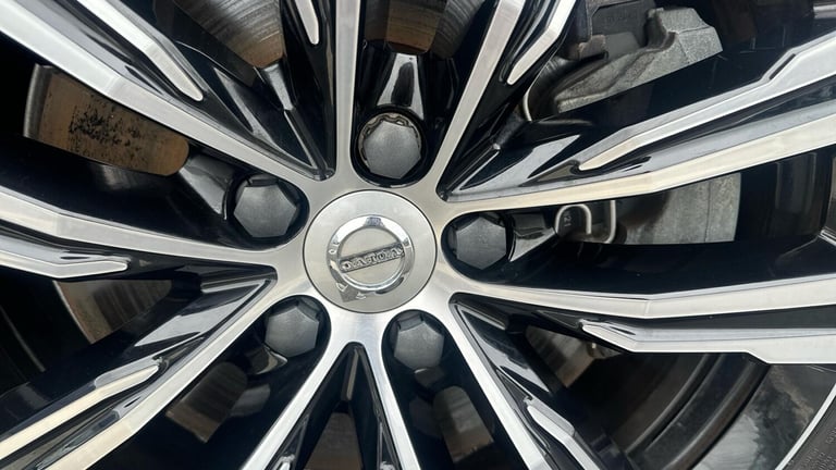 2021 Volvo XC60 2.0 B5P Inscription 5dr AWD Geartronic ESTATE PETROL Automatic