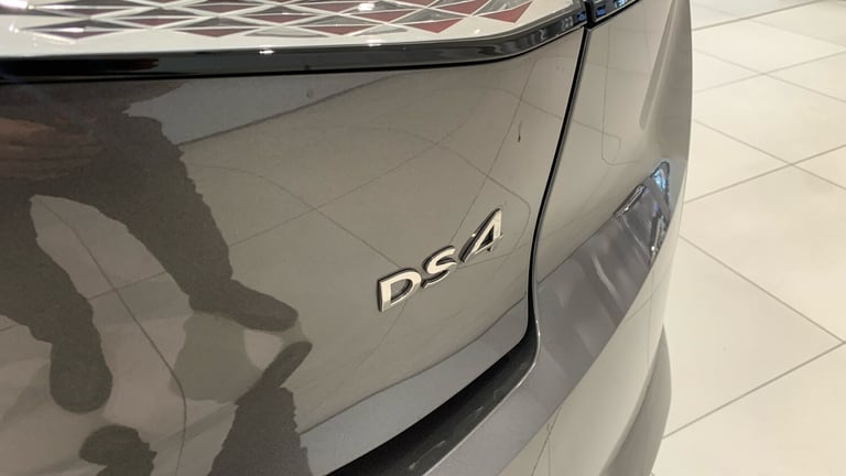 2023 DS Automobiles DS 4 1.6 E-TENSE 12.4kWh Trocadero EAT8 Euro 6 (s/s) 5dr Hatchback Hybrid Aut...