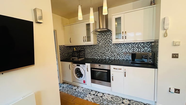 One Bedroom Flat in Surbiton 