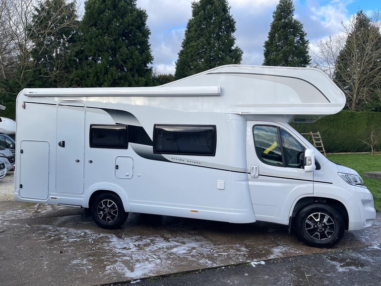 CITROEN RELAY Hobby Optima On Tour A65 KM 4 Berth Motorhome White Manual Diesel