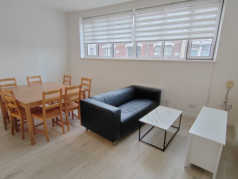 Recently refurbished first floor 3 bedroom flat above shop on High Road, Willesden NW10
