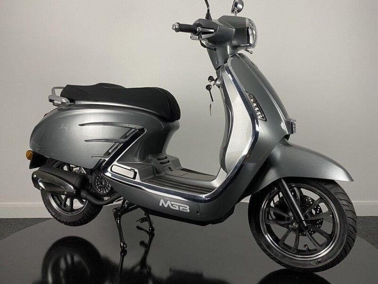NEW MGB Trieste 125cc Scooter Affordable Reliable Commuter A1 Licence Learner