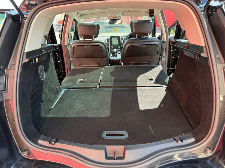 2019 Renault Scenic 1.3 TCe Signature Euro 6 (s/s) 5dr MPV Petrol Manual