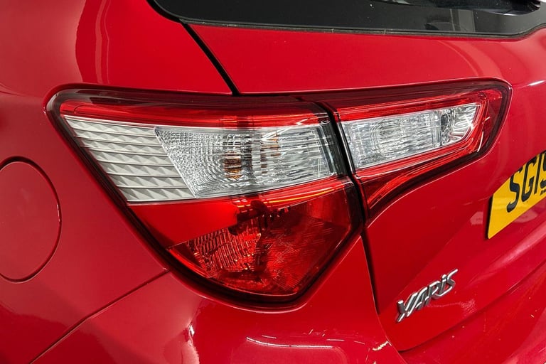 2019 Toyota Yaris 1.5 VVT-i Icon Tech Hatchback 5dr Petrol Manual Euro 6 (111 ps) HATCHBACK Petro...