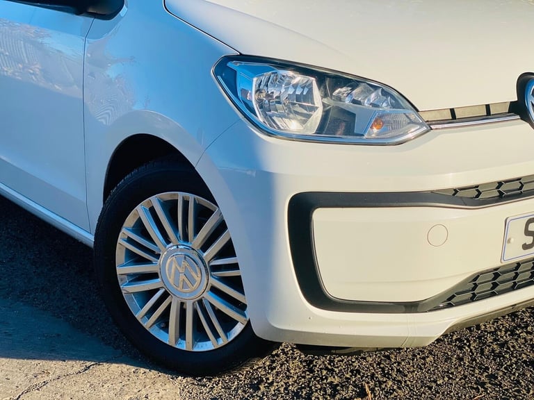 2017 Volkswagen up! 1.0 Move Up 3dr HATCHBACK PETROL Manual