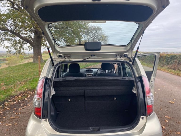 2007 Daihatsu Sirion 1.0 S Hatchback 5dr Petrol Manual (118 g/km, 68 bhp) Hatchback Petrol Manual