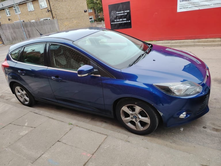 Ford, FOCUS, Hatchback, 2014, Manual, 1560 (cc), 5 doors