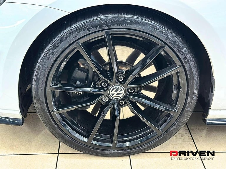 2018 Volkswagen Golf 2.0 TSI 310 R 5dr 4MOTION DSG HATCHBACK Petrol Automatic