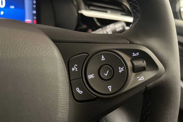 2025 Vauxhall Corsa 50kWh Yes Hatchback 5dr Electric Auto (136 ps) Hatchback Electric Automatic