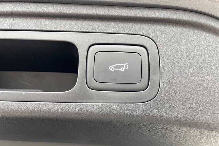 2025 MG MGS5 170kW Trophy EV Long Range 64kWh 5dr Auto HATCHBACK ELECTRIC Automatic