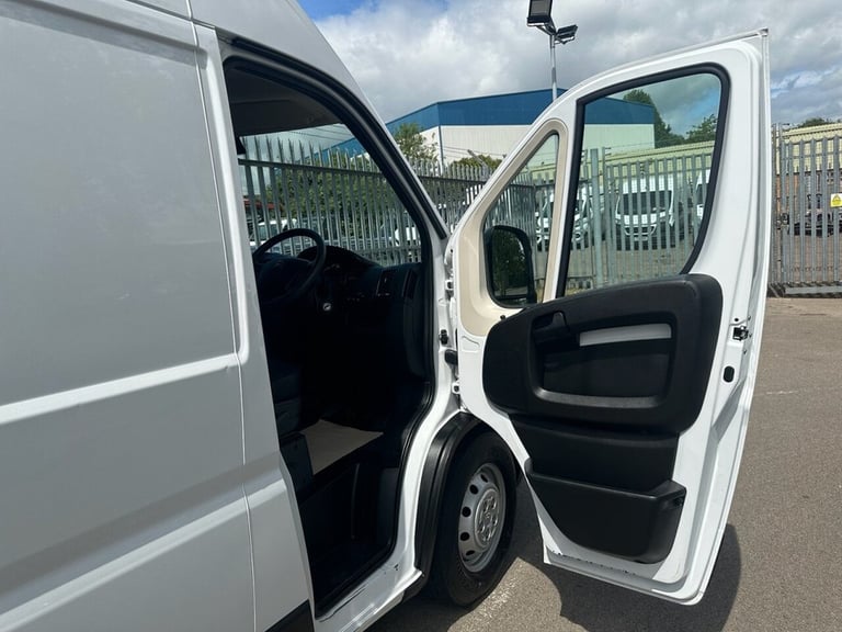 2024 Citroen Relay 2.2 BlueHDi 35 Enterprise Edition Panel Van 5dr Diesel Manual L4 High Roof  PA...