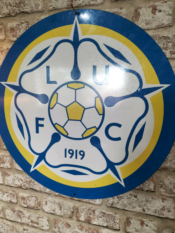 New Leeds United metal sign
Weatherproof. Will not rust or fade from s