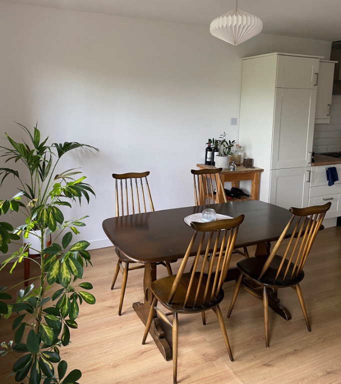 2 bedroom flat in Pitt Street, Bonnington, Edinburgh, EH6 4BU