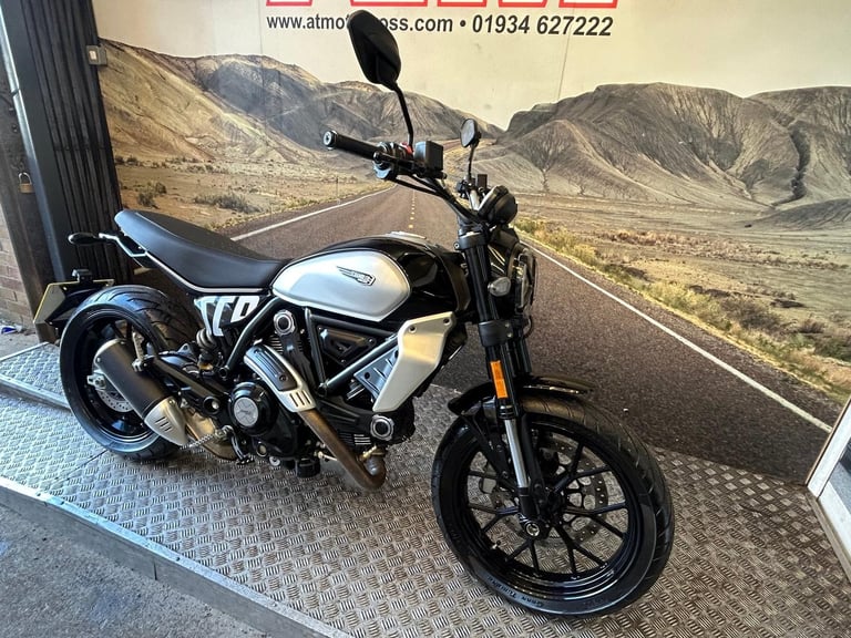 DUCATI SCRAMBLER ICON 800 2023, 8K MILES, EXCELLENT CONDITION, (ATMOTORCYCLES) 