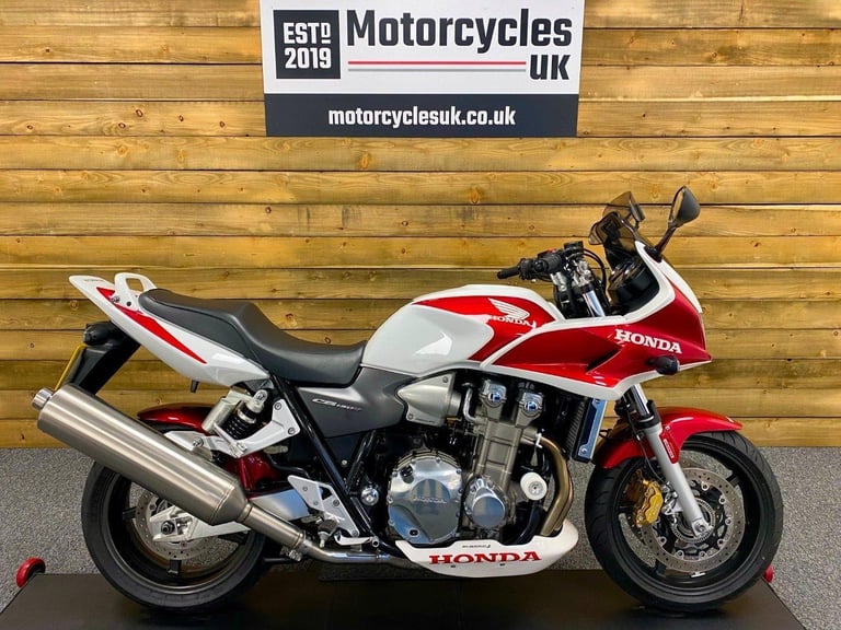 Superb 2007 Honda CB1300S, Only 13,019 FSHOM, 3 owners from New, Stunning! 