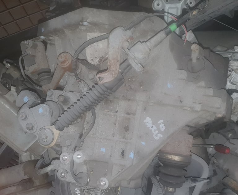 Toyota Yaris 1.0 Gearbox 5 Speed Petrol 2005