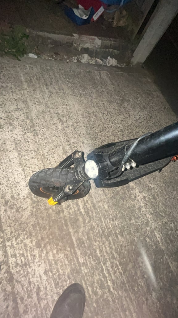 Electric scooter
